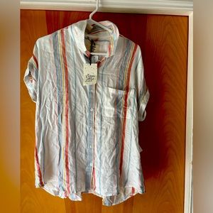 Womens button up blouse/tshirt